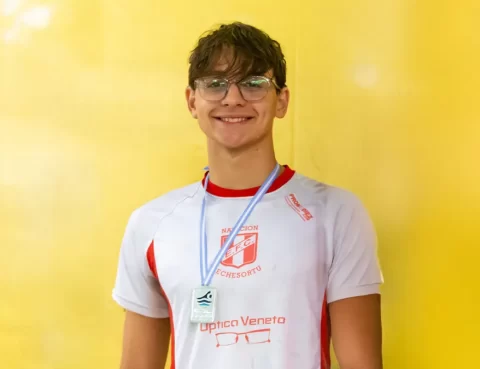 Matias Bottoni, nadador argentino lesão na coluna